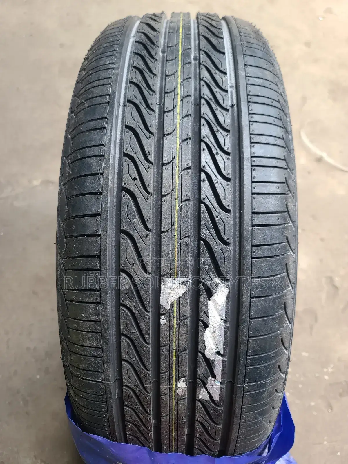 225 /60 R16 Accelera Tyres 102w X/L Made in Indonesia