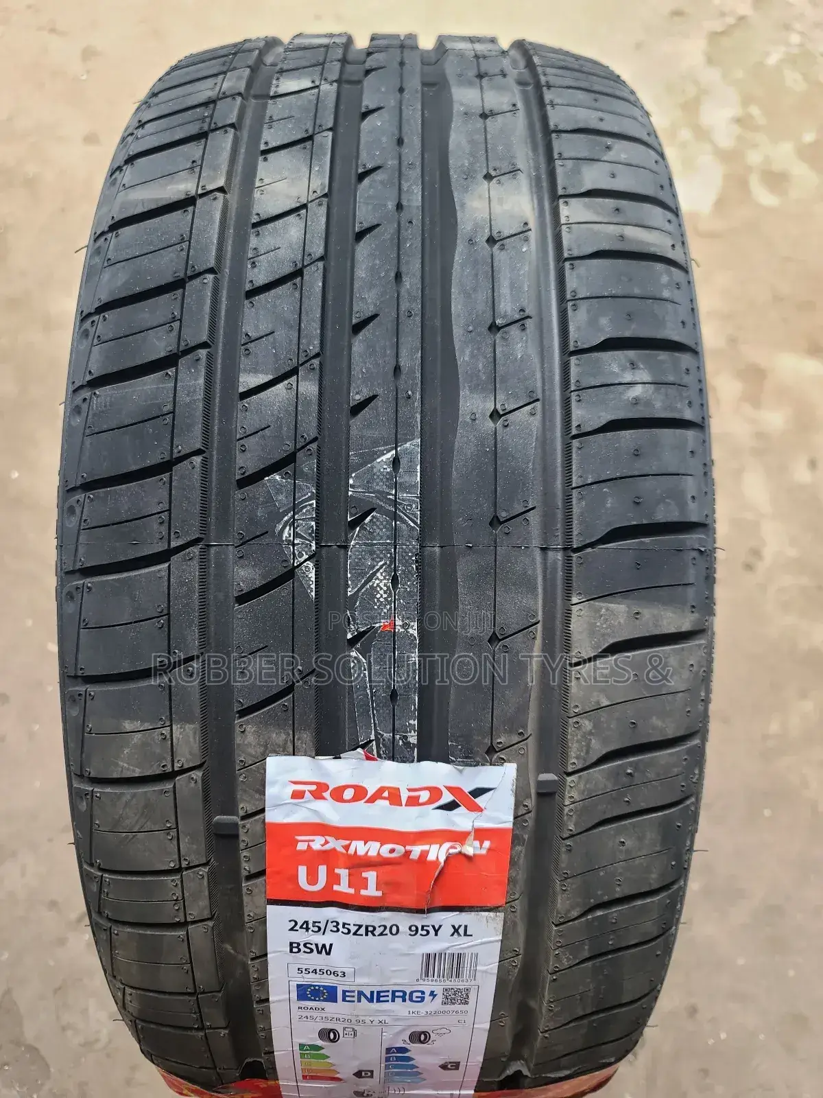 245 /35 R20 Roadx Tyres 95Y XL RXMOTION U11 Highway
