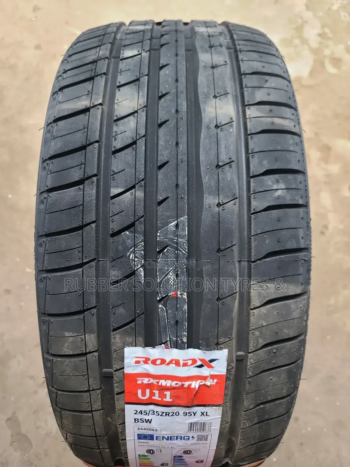 245 /35 R20 Roadx Tyres 95Y XL RXMOTION U11 Highway