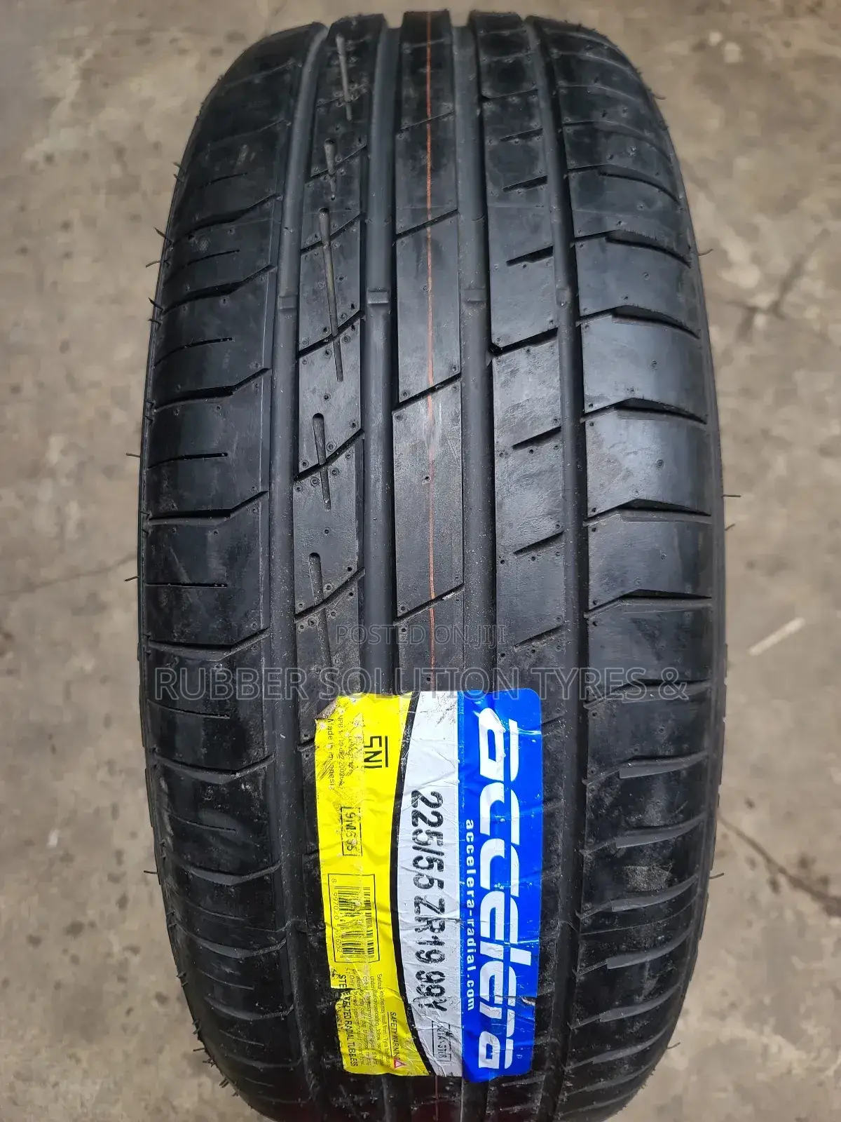 225/55r19 Accelera Tires