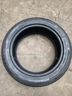 225/55r19 Accelera Tires