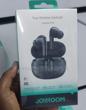 True Wireless Earbuds - thumbnail 2