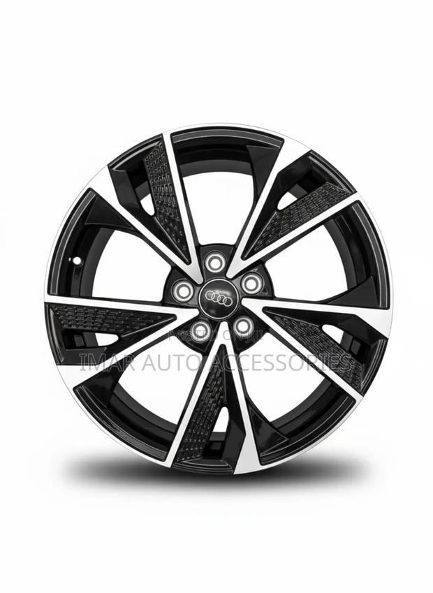 High-Performance 18-Inch Rims – Smooth Ride Guaranteed