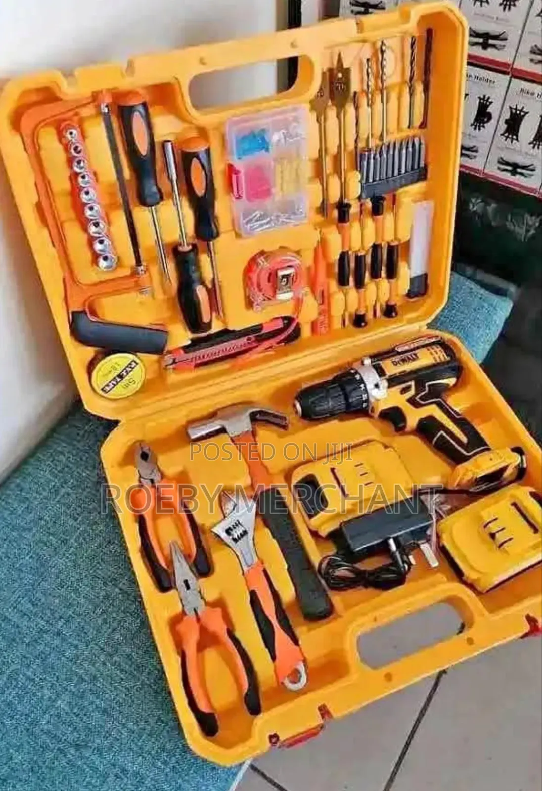 Cordless Drill Set/Dewalt Cordless Drill 36v