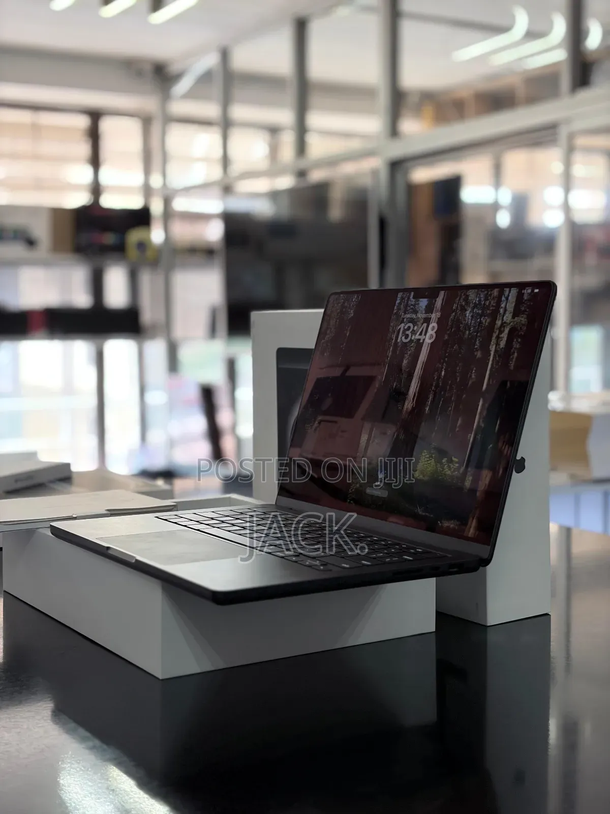 Laptop Apple MacBook Pro 2024 M4 14-Inch 24GB Apple M4 Pro SSD 1T