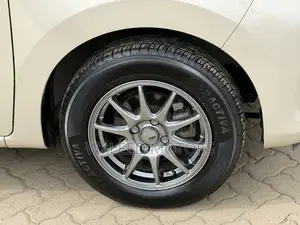 Toyota Passo 2019 Beige
