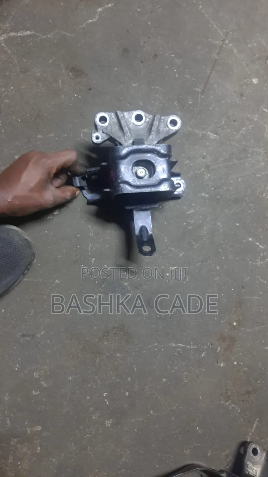 Engine Mount Suzuki Alto 2017
