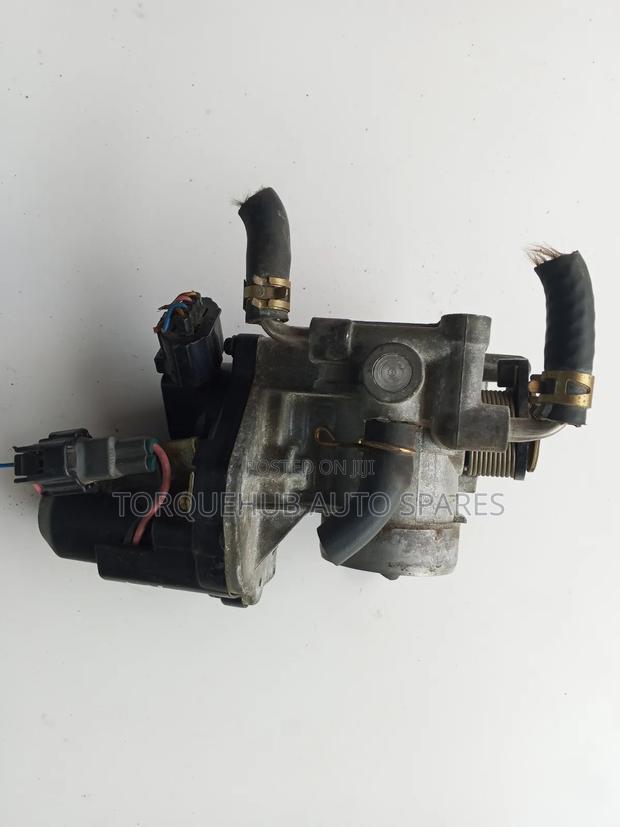 Toyota Prius 2004 Throttle Body - thumbnail 2