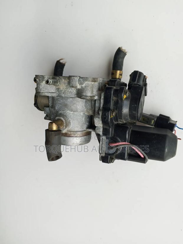 Toyota Prius 2004 Throttle Body - thumbnail 4