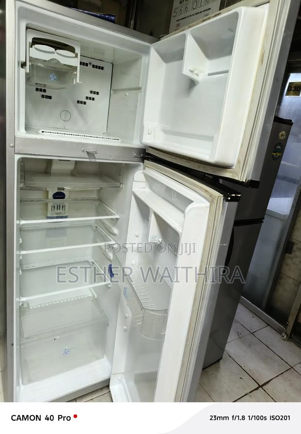 300 Litres Silver Whirlpool Fridge - thumbnail 2