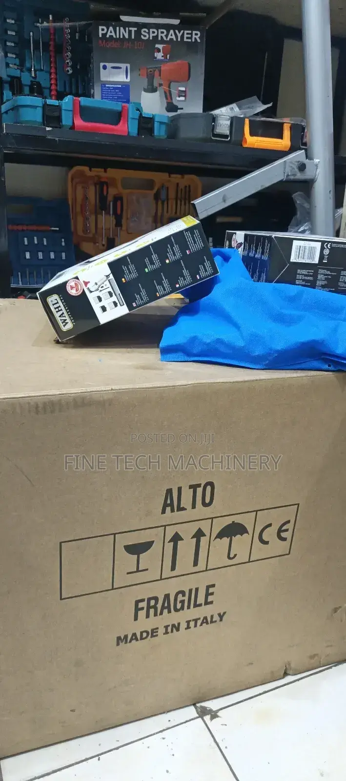 Iori Italy Concrete Hoist