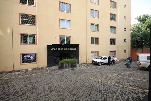4bdrm Apartment in Kiambere Road, Milimani for sale