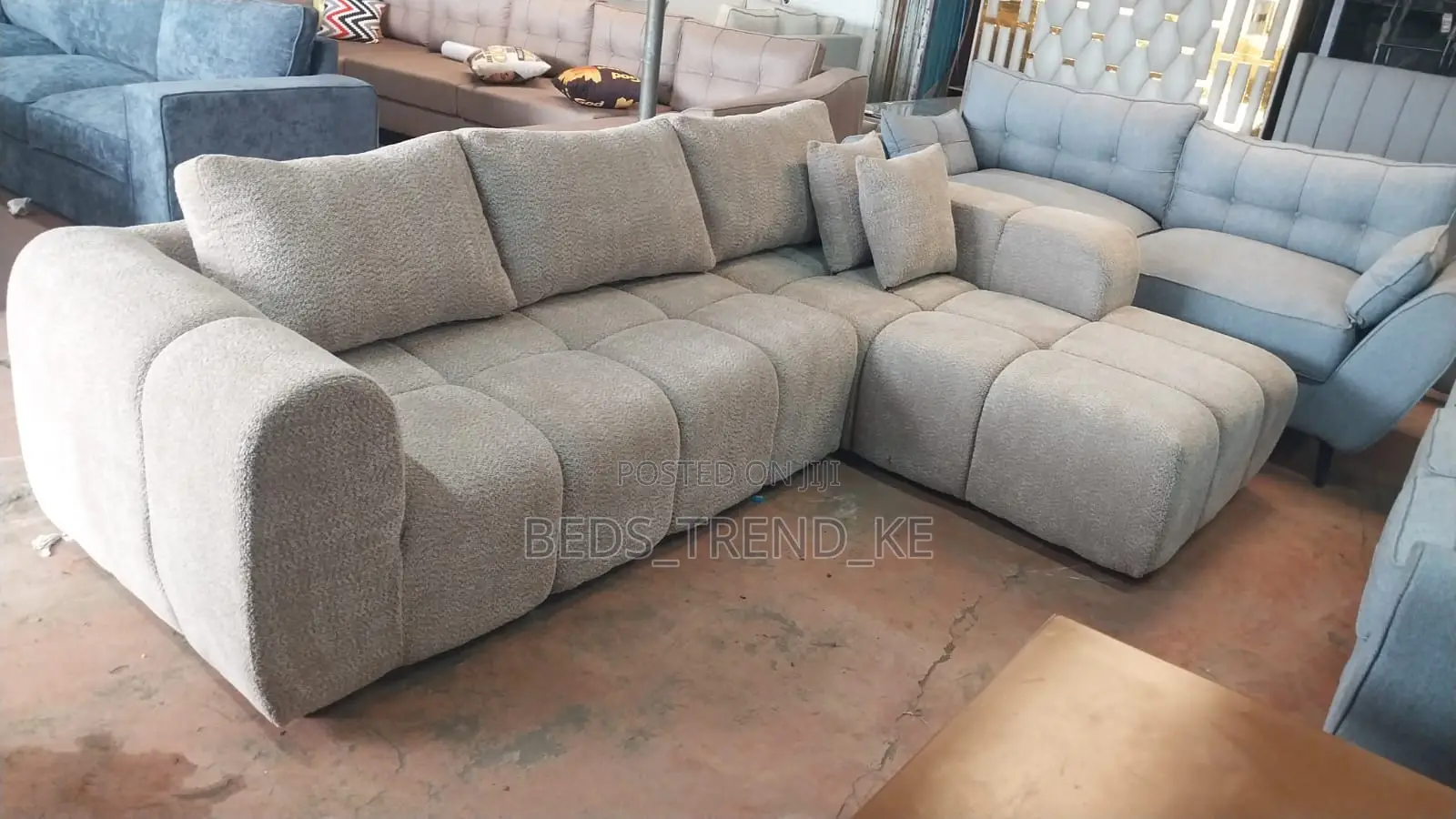 Playful 6 Seater Bubble L Seat