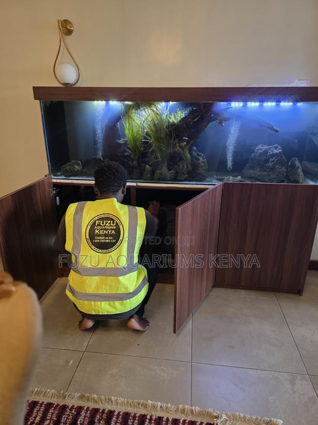 Showpiece Aquarium With Sump System - main view