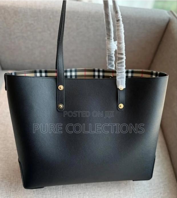 Black Burberry Tote Bag - thumbnail 5