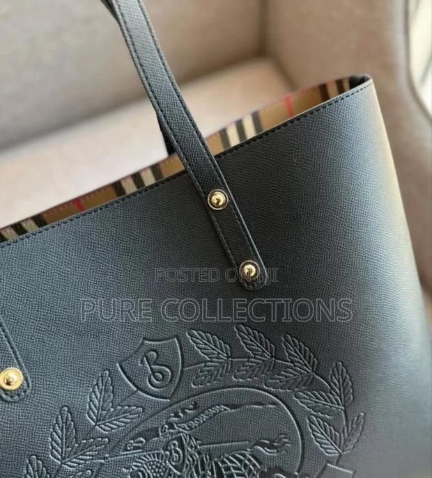 Black Burberry Tote Bag - thumbnail 7