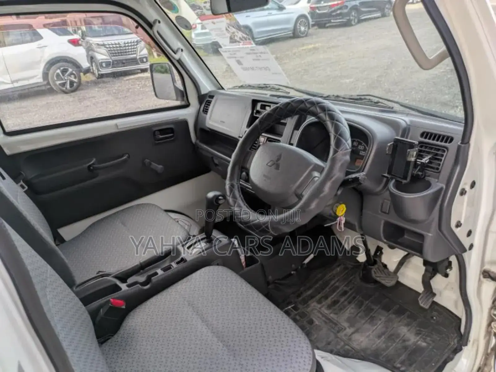 Mitsubishi Truck