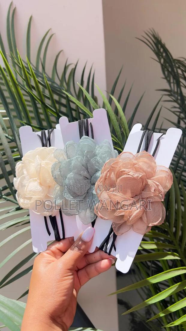 Flower Chokers - thumbnail 2
