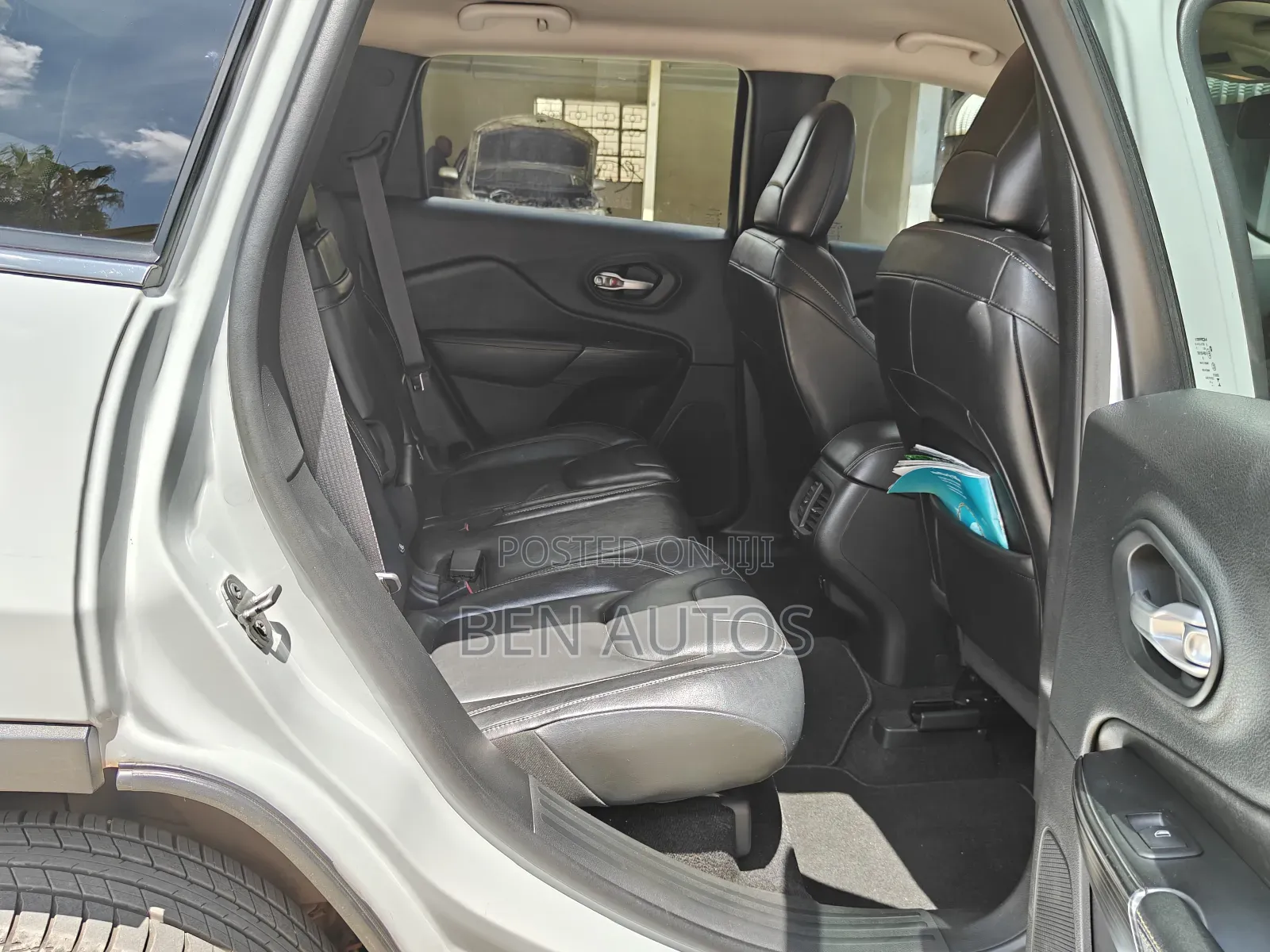 Jeep Cherokee Latitude 4x4 2016 White