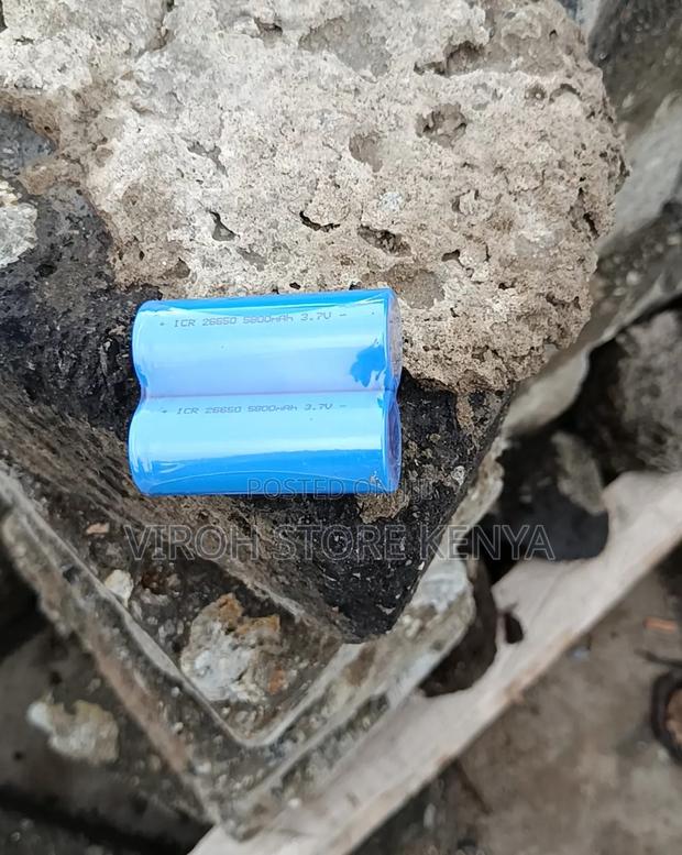 3.7v Lithium Battery 26650