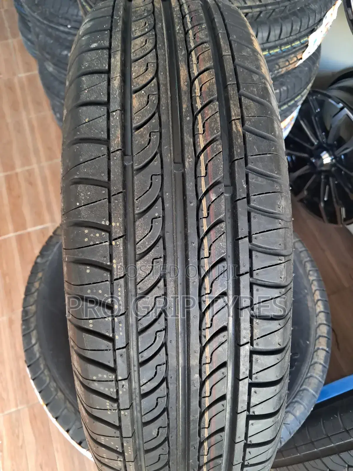 Centara 175/70r13