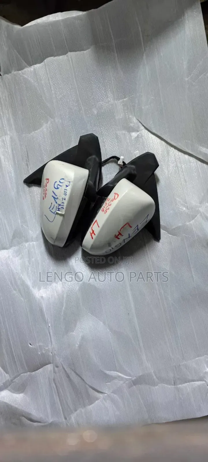 Toyota Passo Moda 2018 Sidemirrors