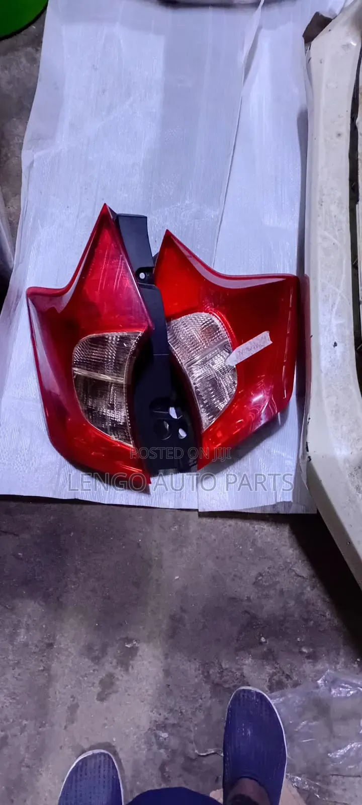 Nissan Note 2012 Taillights
