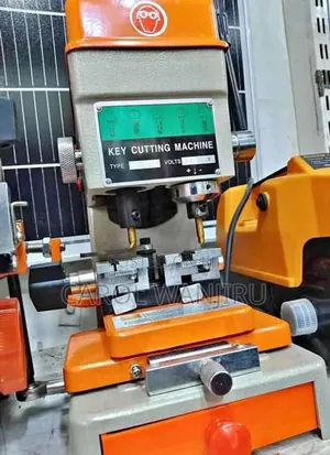 Key Cutting Machine