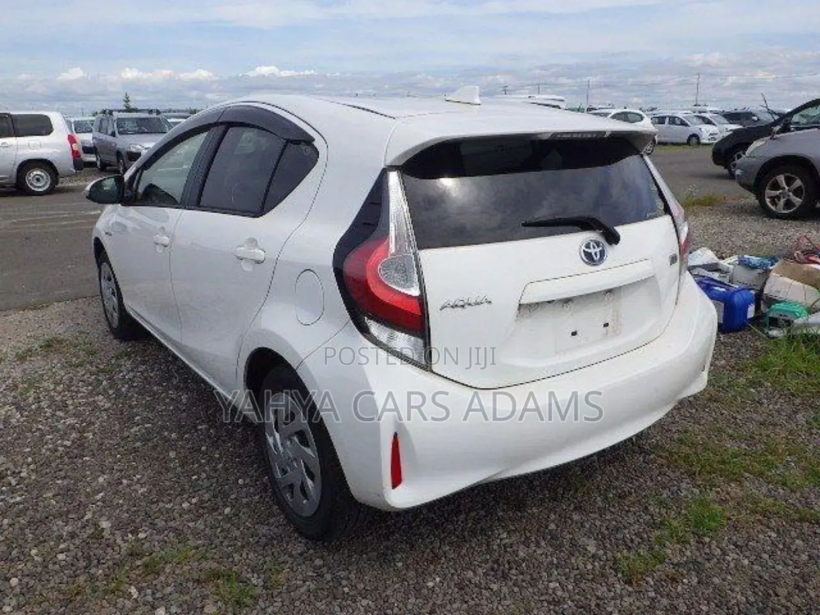 Toyota Aqua 2019 Pearl