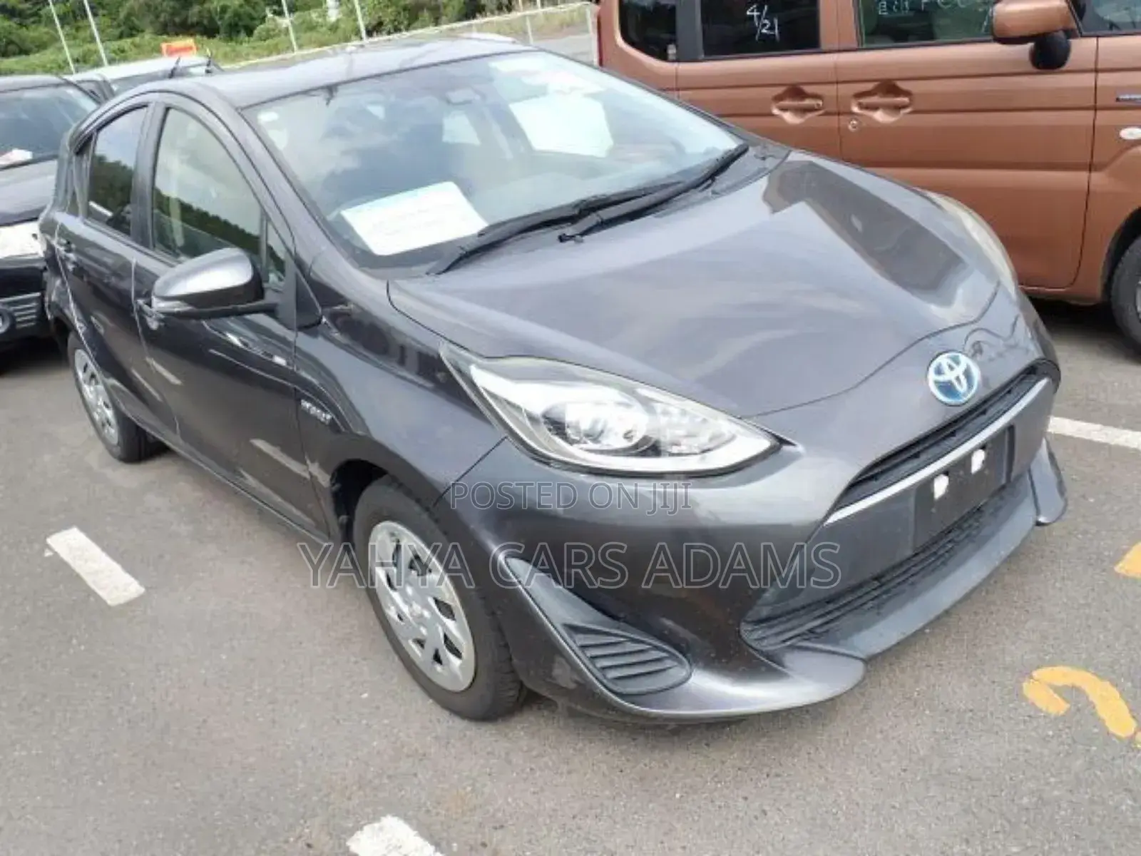 Toyota Aqua 2018 Gray
