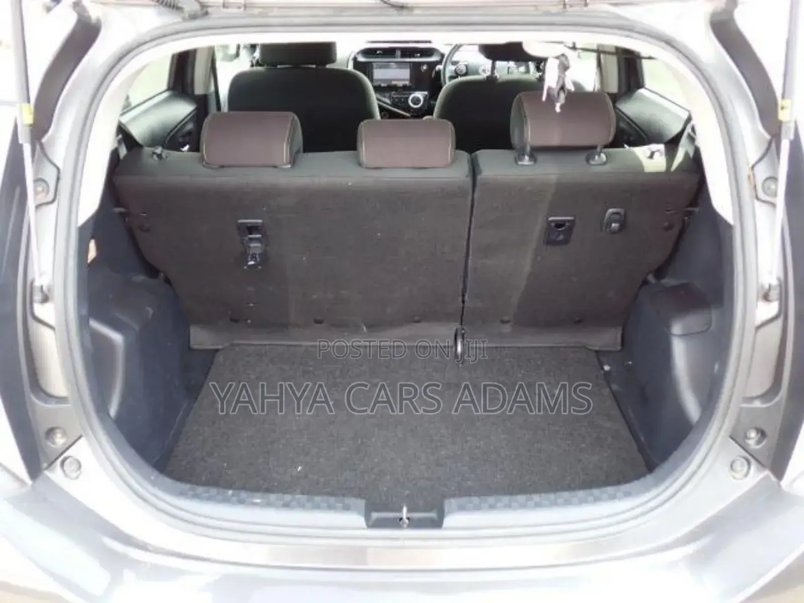 Toyota Aqua 2018 Gray