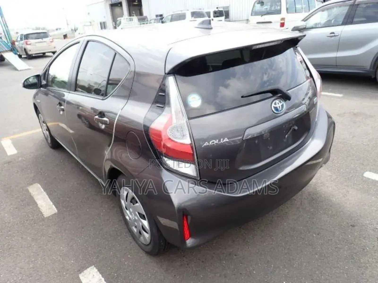 Toyota Aqua 2018 Gray