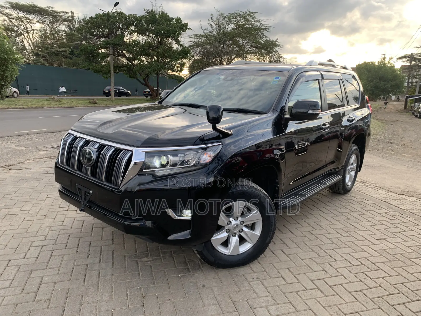 Toyota Land Cruiser Prado 2.8 2018 Black