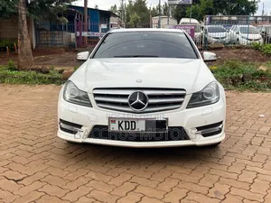 Mercedes-Benz C180 2014 White