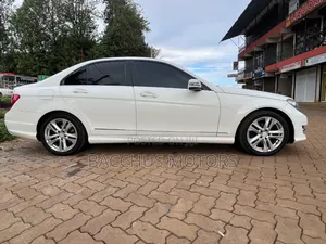 Mercedes-Benz C180 2014 White