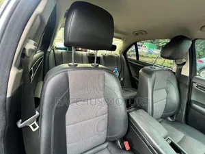 Mercedes-Benz C180 2014 White