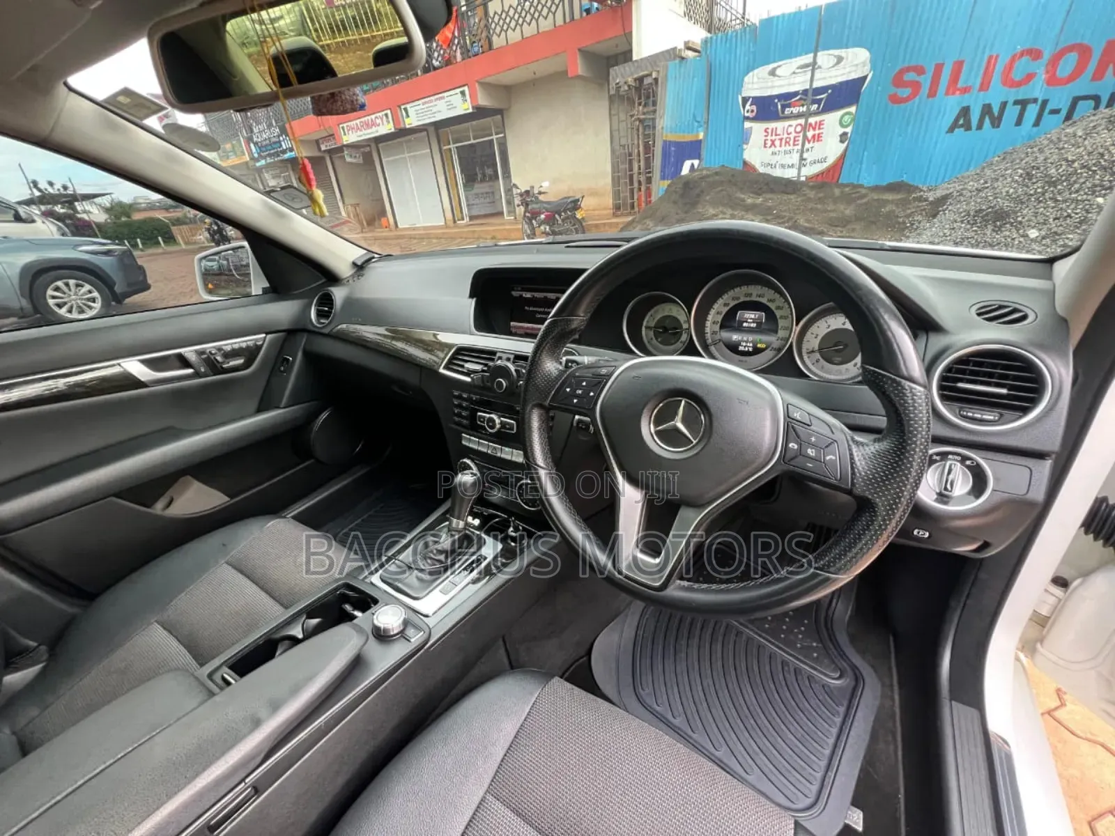Mercedes-Benz C180 2014 White