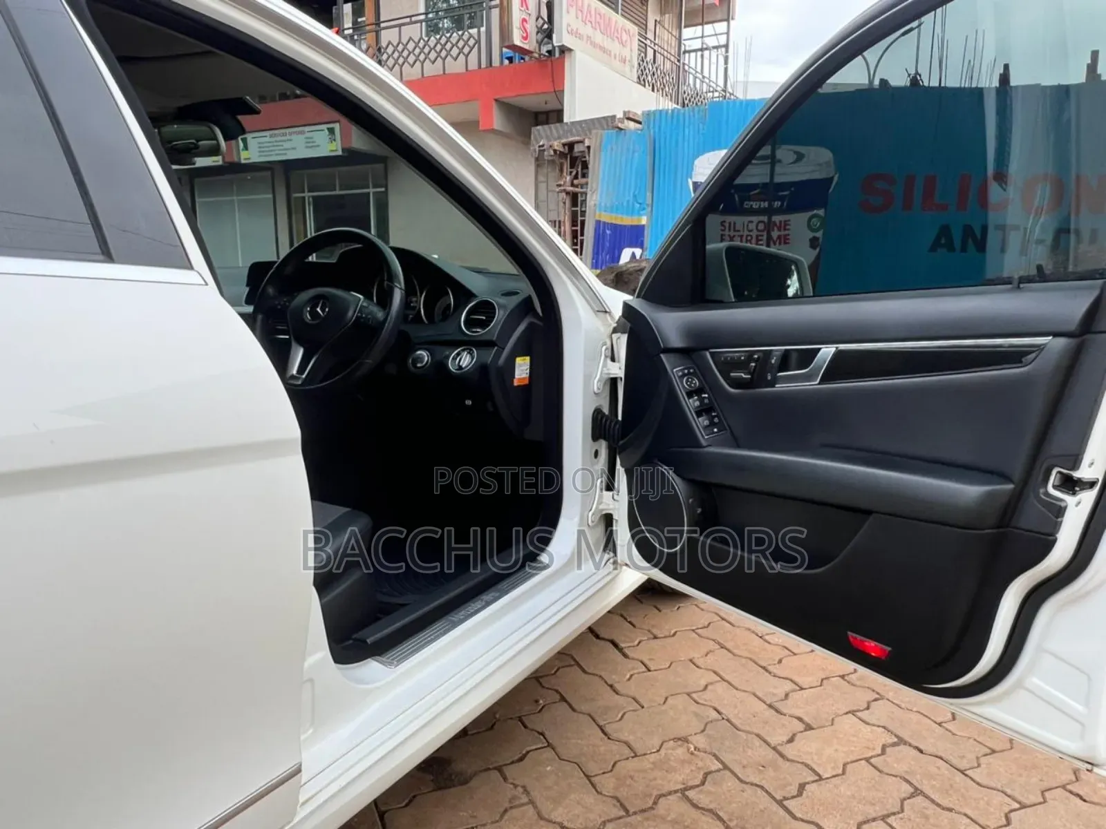 Mercedes-Benz C180 2014 White