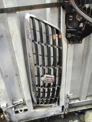 Crown 2010 Front Grill
