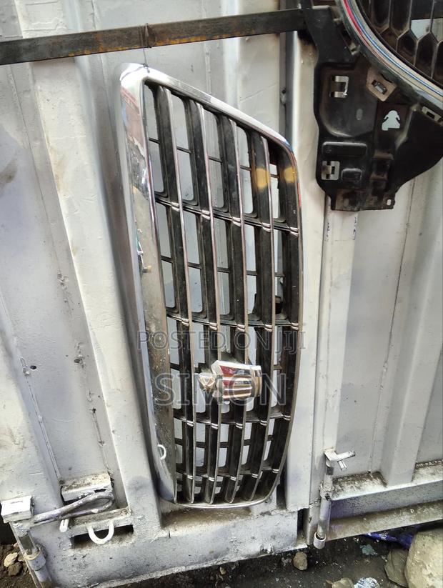 Crown 2010 Front Grill