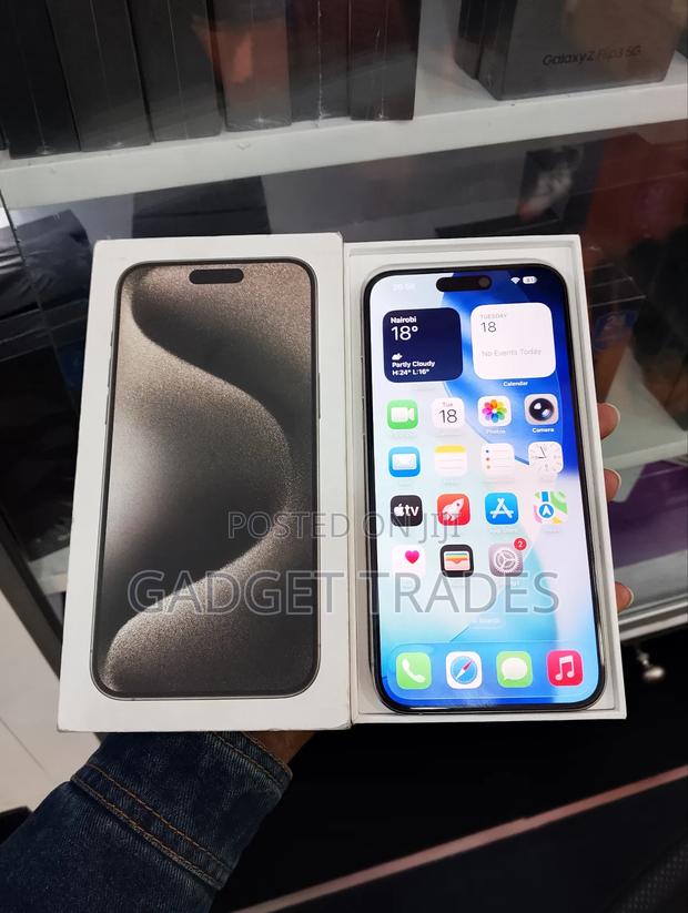 Apple iPhone 15 Pro Max 1 TB - thumbnail 2