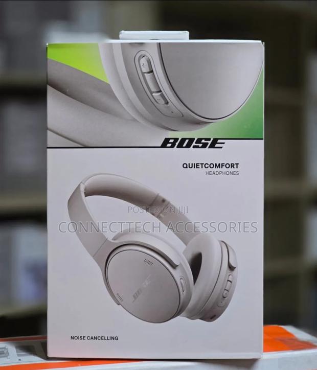 Bose Quietcomfort Headphones - main view