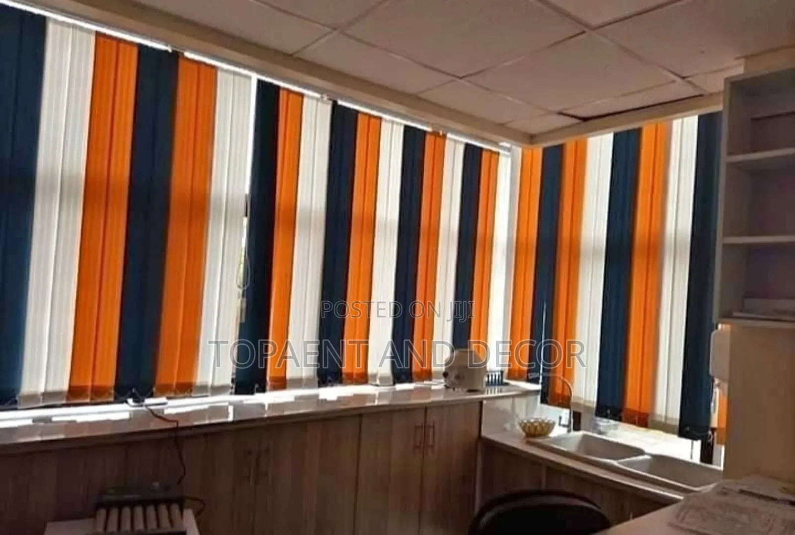 Kitchen Water Resistant Vertical Window Blinds