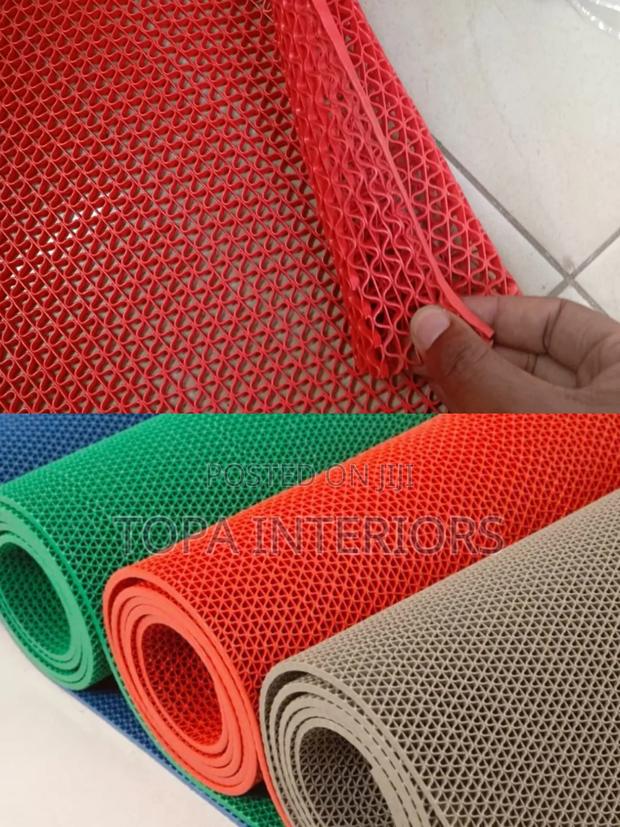 Slippery Floors PVC Antislip Waterproof Resistant Rubber S-Mats