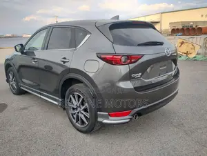 Mazda CX-5 2.2 Diesel FWD 2019 Gray