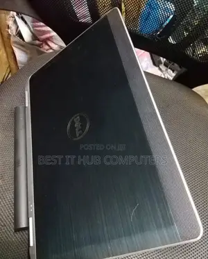 Laptop Dell Latitude E6420 4GB Intel Core i5 HDD 500GB