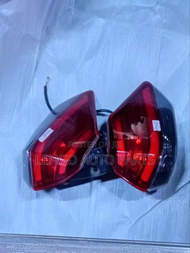 Nissan X-Trail 2018 Taillights