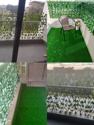 Decorative Balcony Privacy Fence With Green Artificial Leaves on Mesh