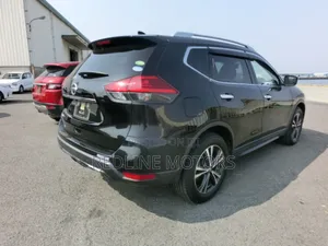Nissan X-Trail 2.0 Petrol FWD 2017 Black