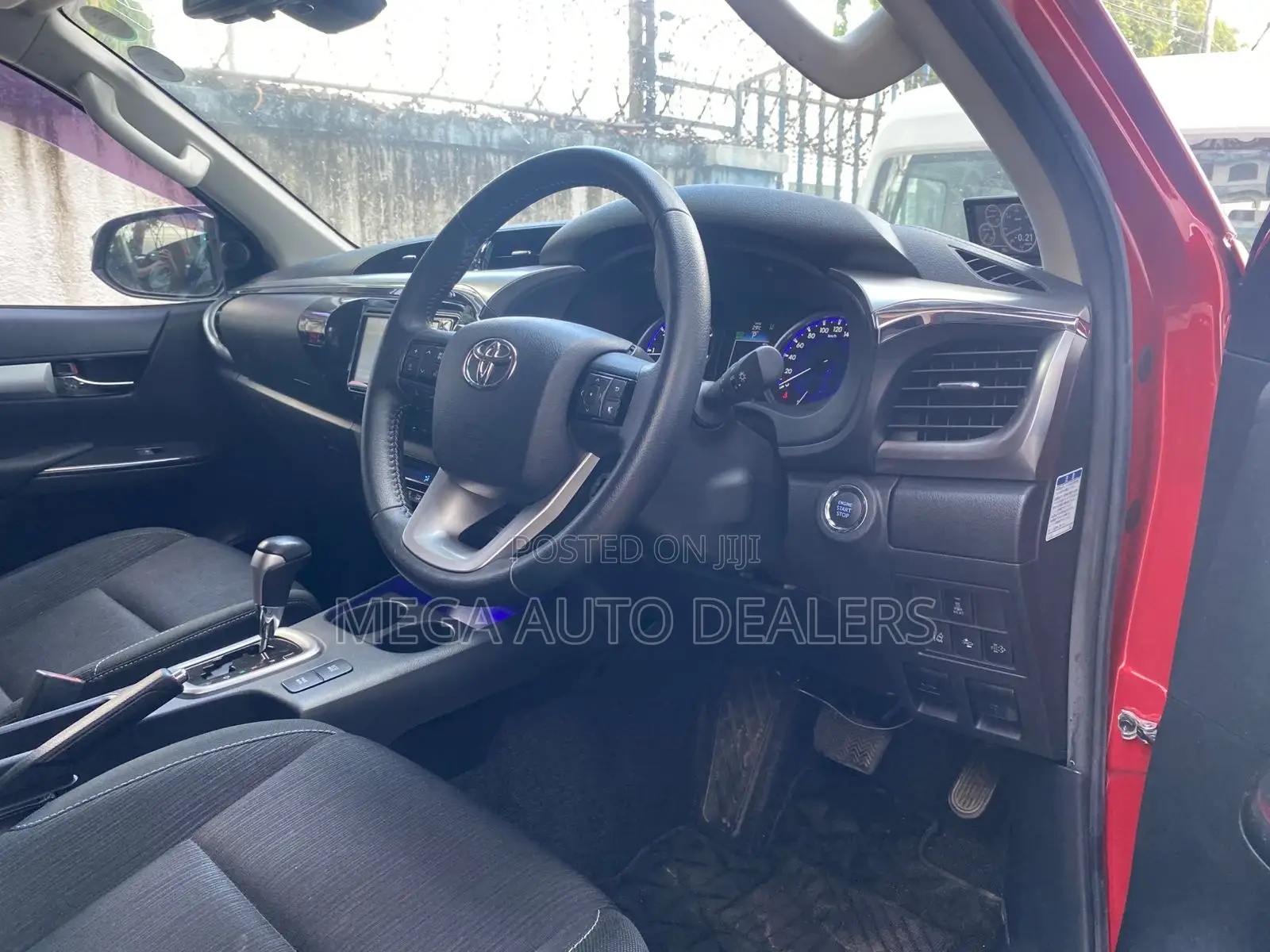 Toyota Hilux 2018 Red